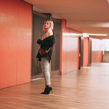 Statement Bag Berlin Outfit